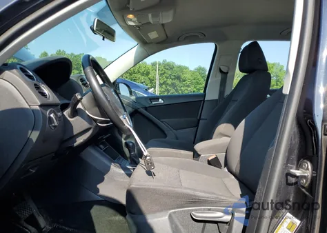 2014 Volkswagen Tiguan S из США, поврежденный, VIN WVGAV3AX1EW612999